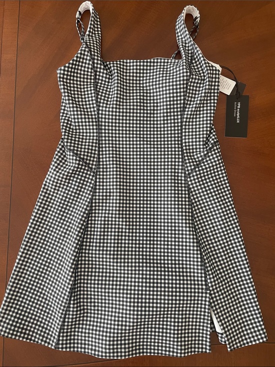 Abercrombie & Fitch Dresses & Skirts - Abercrombie & Fitch YPB Black & White Gingham Active Dress